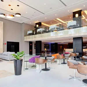 Hotel Golden Tulip ****